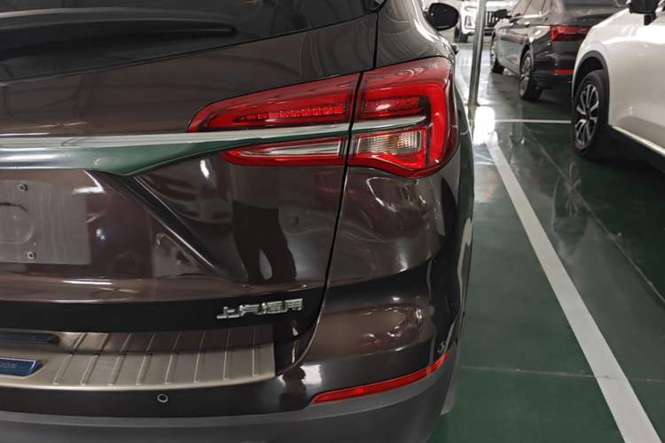 Used Buick Envision 2020 20T Two-Wheel Drive Elite Version Right Rear Taillight