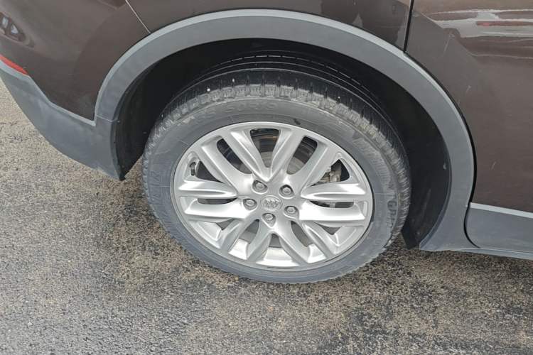 Used Buick Envision 2020 28T Four-Wheel Drive Elite Version Right Rear Wheel Hub