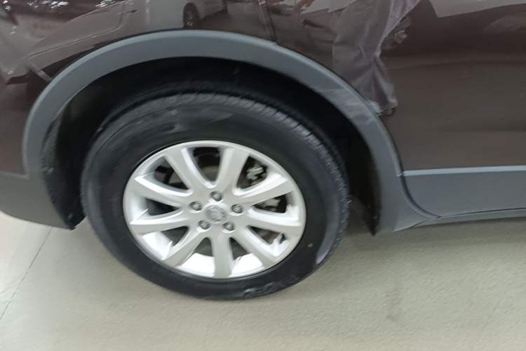 Used Buick Envision 2020 20T Two-Wheel Drive Luxury Model Right Rear Wheel Hub