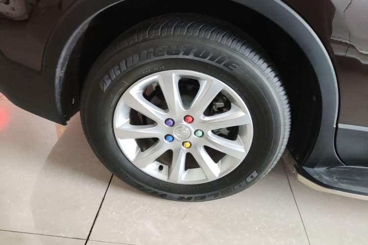 Used Buick Envision 2020 20T Two-Wheel Drive Luxury Model Right Rear Wheel Hub