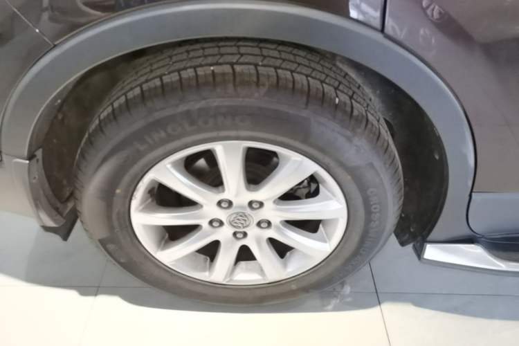 Used Buick Envision 2020 20T Two-Wheel Drive Leading Version Right Rear Wheel Hub