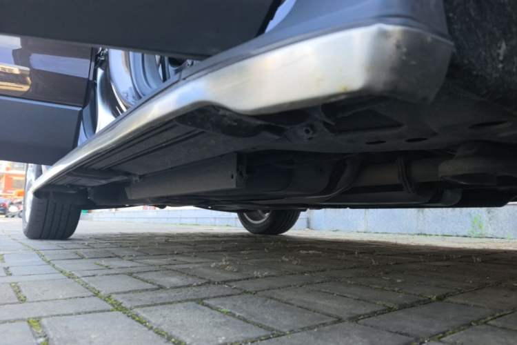 Used Buick Envision 2020 28T Four-Wheel Drive Luxury Version Right Side Sill