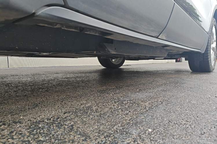 Used Buick Envision 2020 28T Four-Wheel Drive Elite Version Right Side Sill