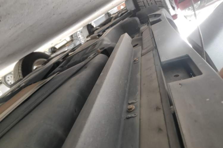 Used Buick Envision 2020 20T Two-Wheel Drive Leading Version Right Side Sill