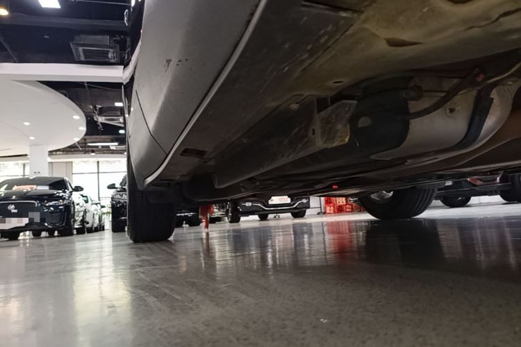 Used Buick Envision 2020 20T Two-Wheel Drive Luxury Model Right Side Sill