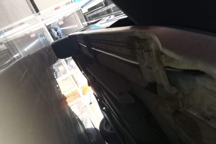 Used Buick Envision 2020 28T Four-Wheel Drive Elite Version Right Side Sill