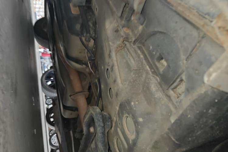 Used Buick Envision 2020 20T Two-Wheel Drive Luxury Model Right Side Sill