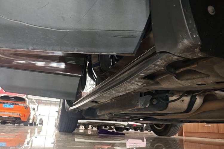 Used Buick Envision 2020 20T Two-Wheel Drive Elite Version Right Side Sill