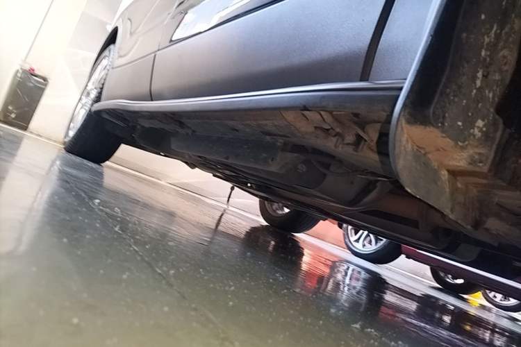Used Buick Envision 2020 28T Four-Wheel Drive Elite Version Right Side Sill