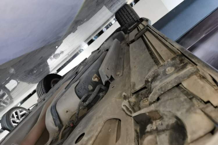 Used Buick Envision 2020 20T Two-Wheel Drive Leading Version Right Side Sill