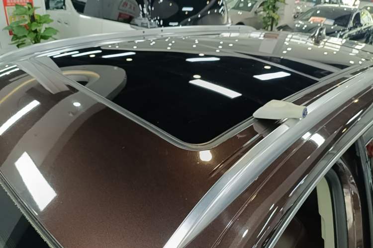 Used Buick Envision 2020 20T Two-Wheel Drive Luxury Model Roof
