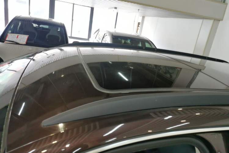 Used Buick Envision 2020 20T Two-Wheel Drive Leading Version Roof