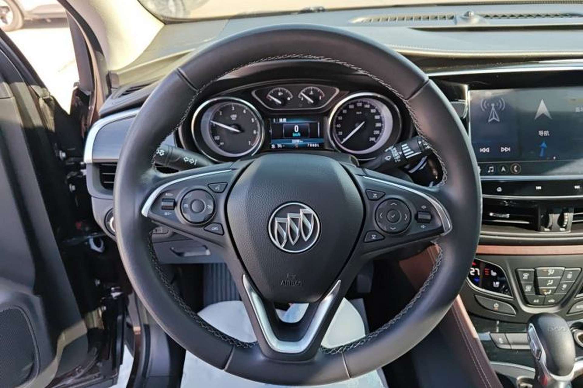 Used Buick Envision 2020 20T Two-Wheel Drive Luxury Model Steering Wheel