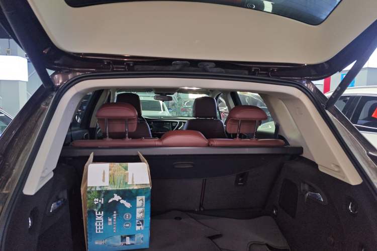 Used Buick Envision 2020 28T Four-Wheel Drive Elite Version Trunk