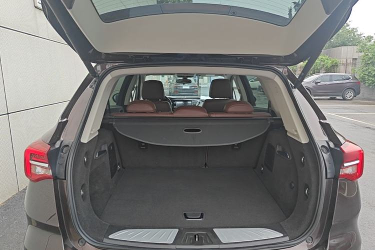 Used Buick Envision 2020 28T Four-Wheel Drive Elite Version Trunk
