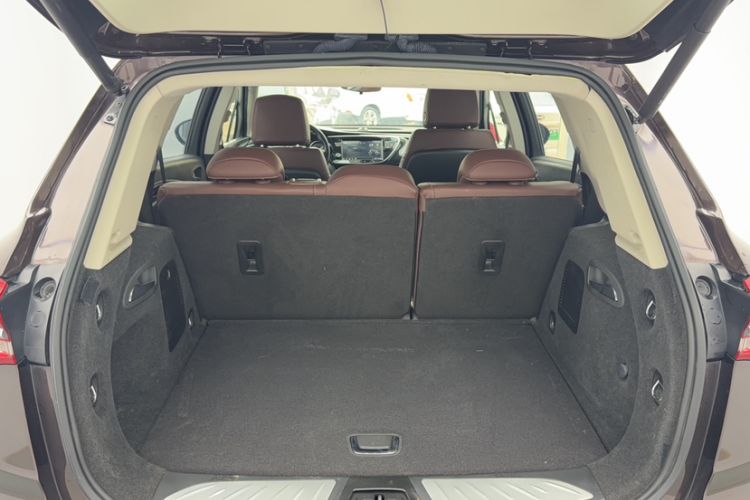 Used Buick Envision 2020 20T Two-Wheel Drive Luxury Model Trunk