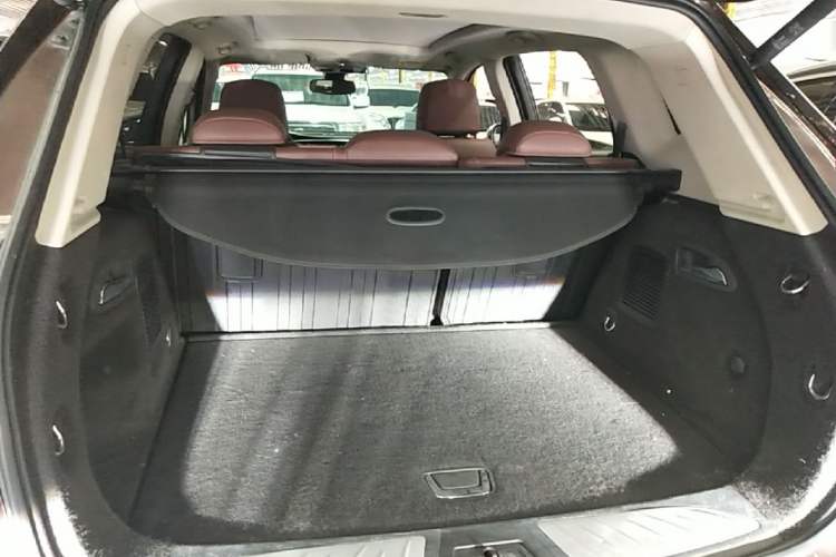 Used Buick Envision 2020 28T Four-Wheel Drive Luxury Version Trunk
