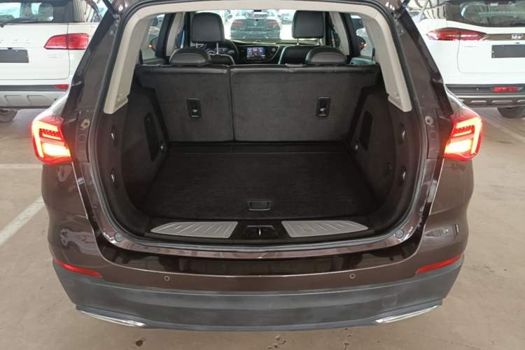 Used Buick Envision 2020 20T Two-Wheel Drive Leading Version Trunk