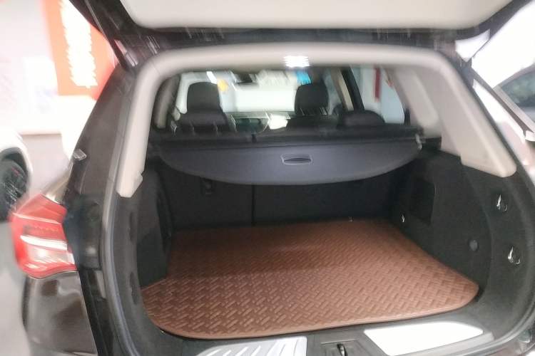 Used Buick Envision 2020 20T Two-Wheel Drive Elite Version Trunk