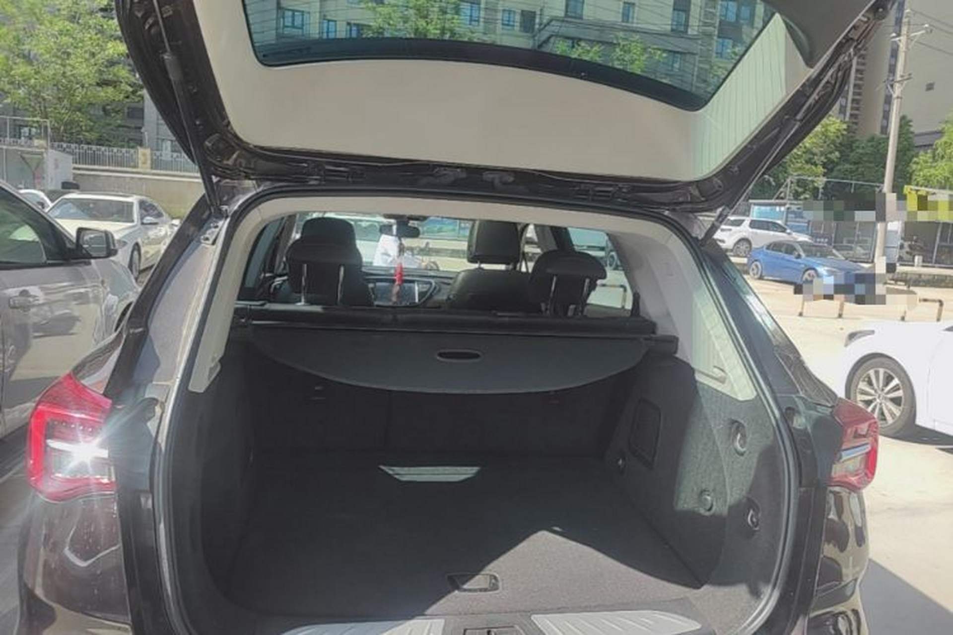 Used Buick Envision 2020 20T Two-Wheel Drive Elite Version Trunk