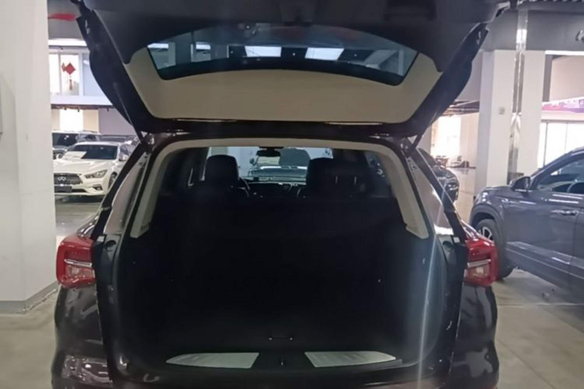 Used Buick Envision 2020 20T Two-Wheel Drive Elite Version Trunk