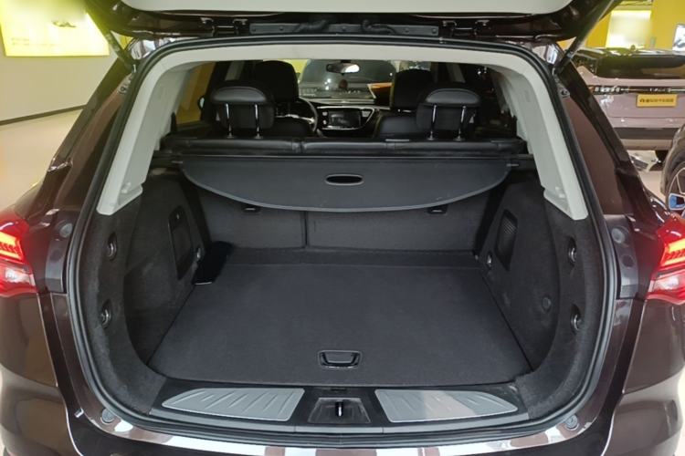 Used Buick Envision 2020 20T Two-Wheel Drive Elite Version Trunk