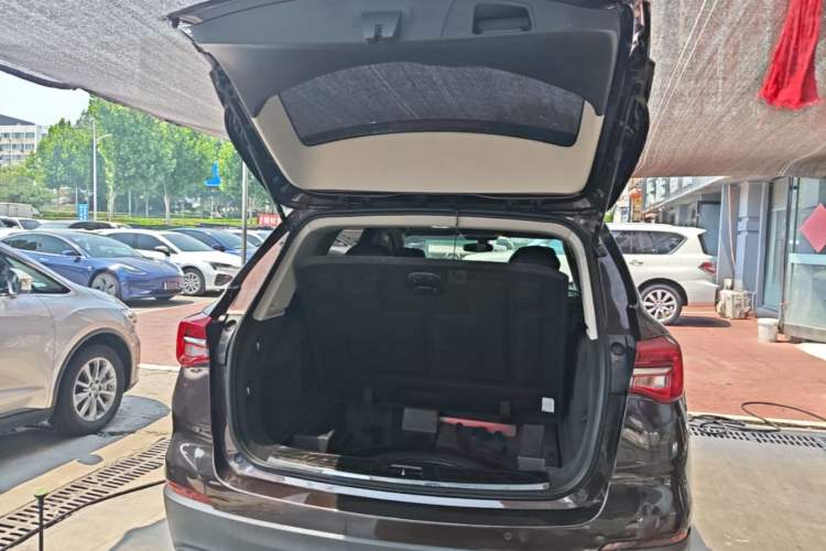 Used Buick Envision 2020 20T Two-Wheel Drive Elite Version Trunk