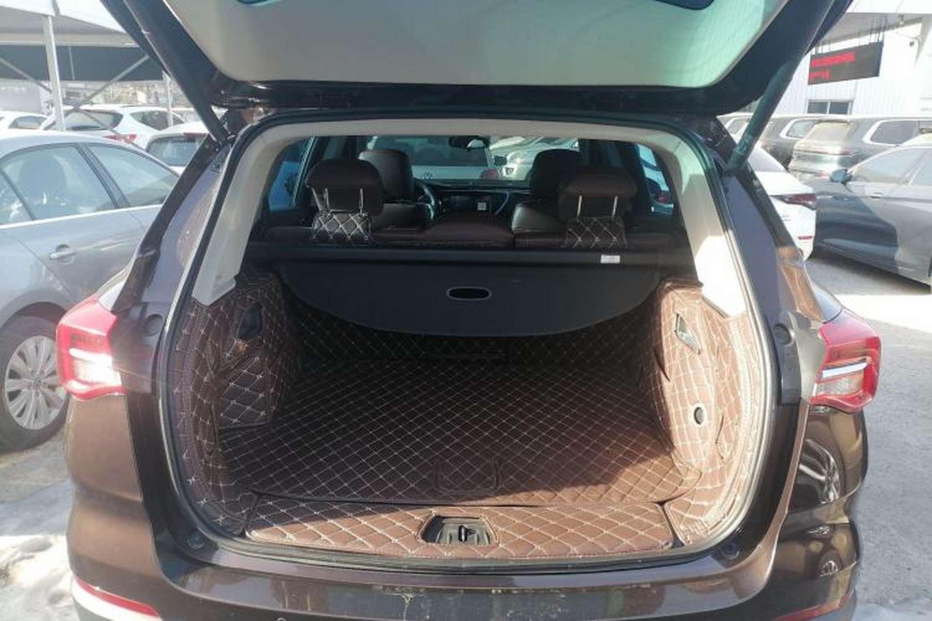 Used Buick Envision 2020 28T Four-Wheel Drive Elite Version Trunk
