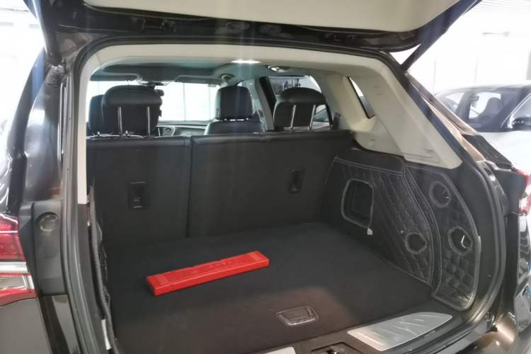 Used Buick Envision 2020 20T Two-Wheel Drive Leading Version Trunk