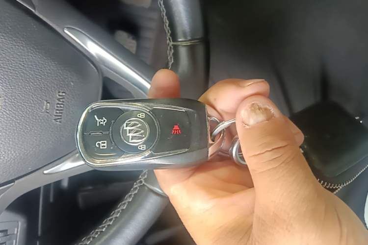 Used Buick Envision 2020 20T Two-Wheel Drive Luxury Model Vehicle Key