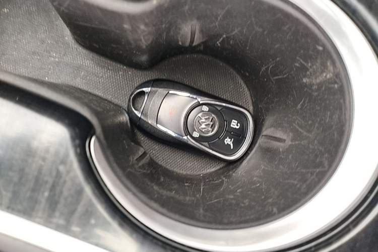 Used Buick Envision 2020 20T Two-Wheel Drive Luxury Model Vehicle Key