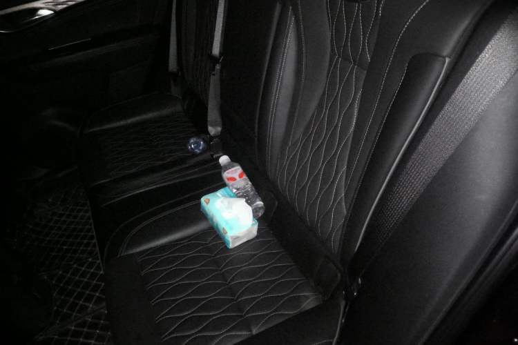 Used Buick Envision 2020 Encore S 652T All-Wheel-Drive Avenir Left Rear Seat