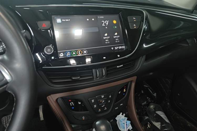 Used Buick Envision 2020 28T Four-Wheel Drive Elite Version Audio And AC Panel