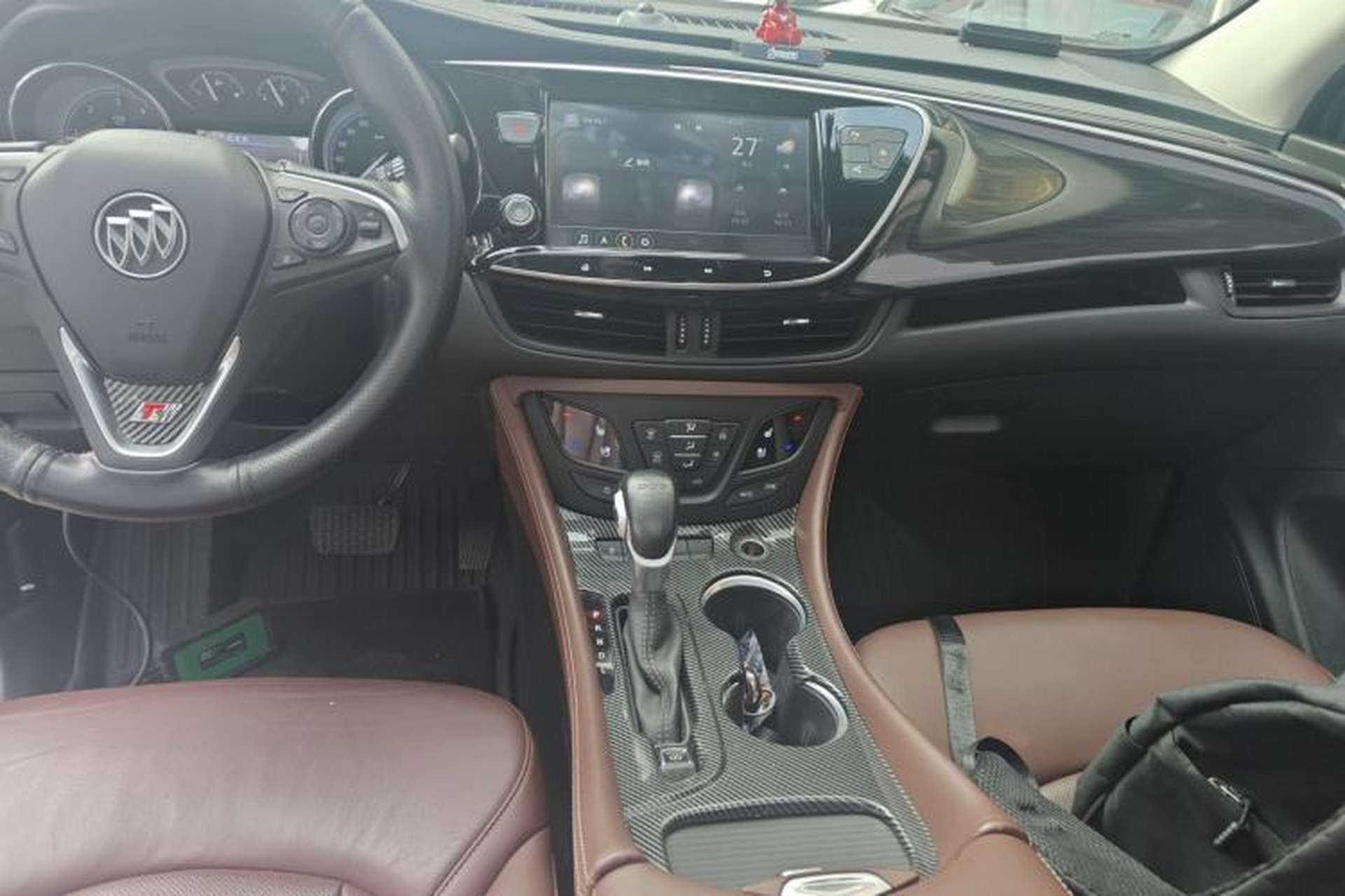 Used Buick Envision 2020 20T Two-Wheel Drive Luxury Model Center Console