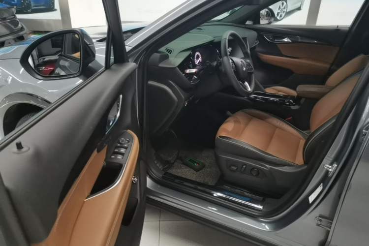 Used Buick Envision 2020 Encore GX S 652T Two-Wheel-Drive Limited-Edition S Sport Version Driver Seat