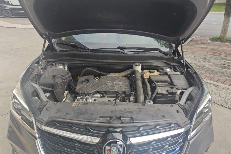 Used Buick Envision 2020 20T Two-Wheel Drive Luxury Model Engine Bay