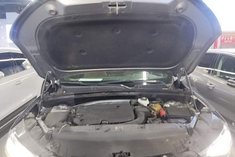 Used Buick Envision 2020 Encore GX S 652T Two-Wheel-Drive Limited-Edition S Sport Version Engine Bay