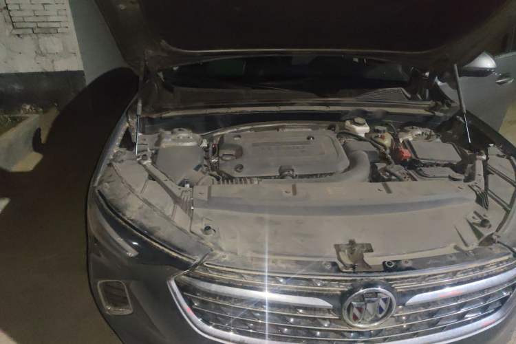 Used Buick Envision 2020 Onix S 652T Two-Wheel Drive Elite Model Engine Bay Right