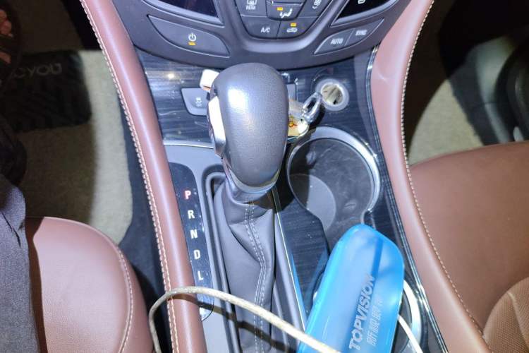 Used Buick Envision 2020 28T Four-Wheel Drive Luxury Version Gear Lever