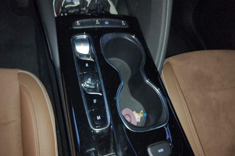 Used Buick Envision 2020 Encore S 652T Two-Wheel Drive Luxury Model Gear Lever