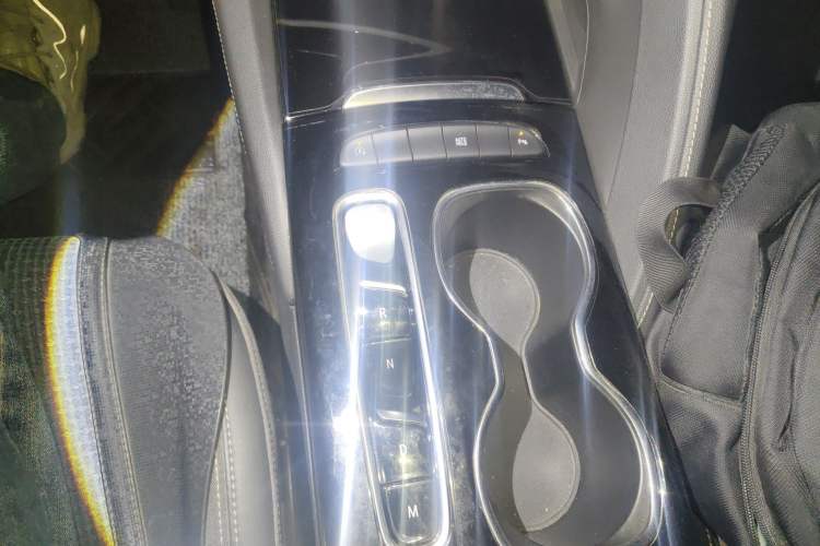 Used Buick Envision 2020 Onix S 652T Two-Wheel Drive Elite Model Gear Lever