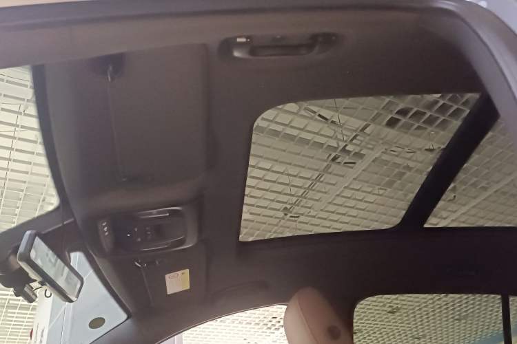Used Buick Envision 2020 Encore S 652T Four-Wheel Drive Luxury Model Headliner