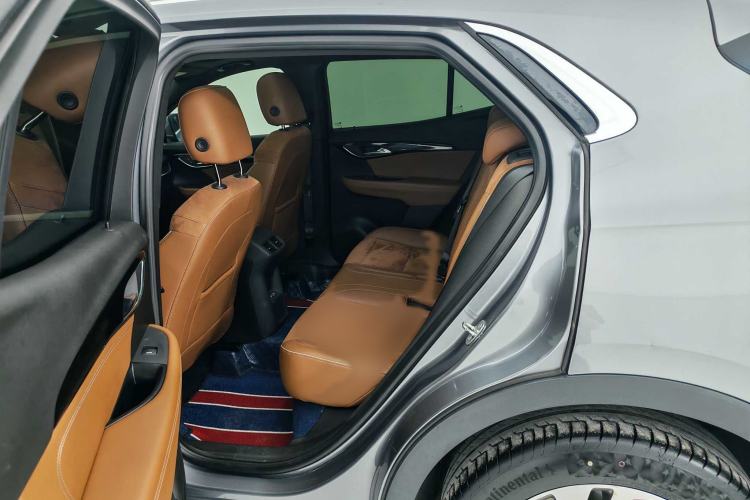 Used Buick Envision 2020 Encore S 652T Four-Wheel Drive Luxury Model Interior 3