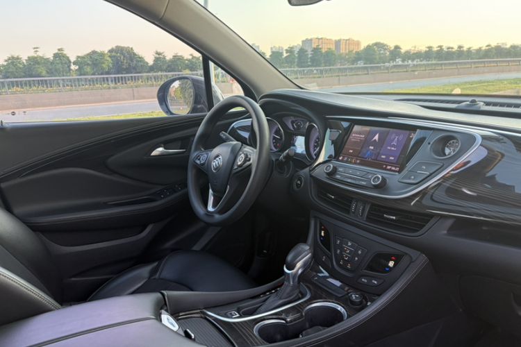 Used Buick Envision 2020 20T Two-Wheel Drive Leading Version Interior 8