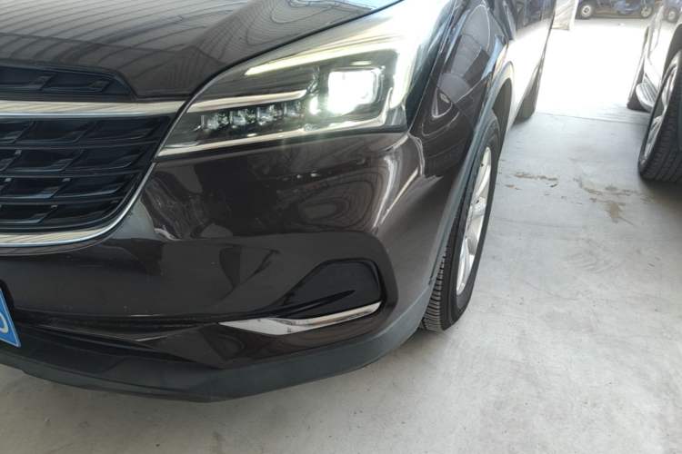 Used Buick Envision 2020 20T Two-Wheel Drive Leading Version Left Front Headlight