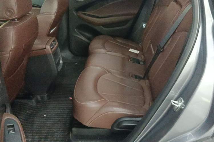 Used Buick Envision 2020 28T Four-Wheel Drive Elite Version Left Rear Seat