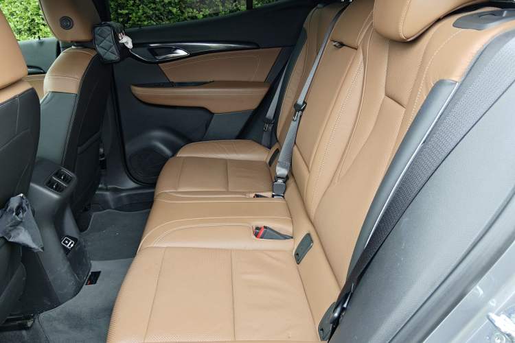 Used Buick Envision 2020 Encore GX S 652T Two-Wheel-Drive Limited-Edition S Sport Version Left Rear Seat