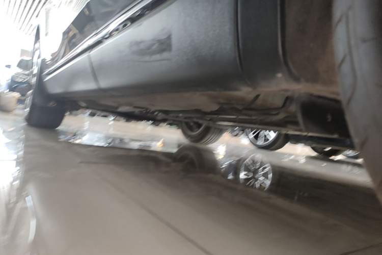 Used Buick Envision 2020 Onix S 652T Two-Wheel Drive Elite Model Left Side Sill