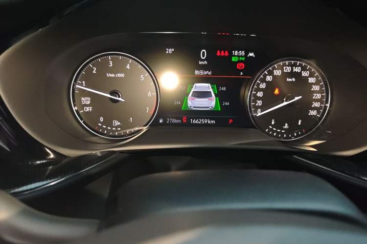 Used Buick Envision 2020 Encore S 652T Two-Wheel Drive Luxury Model Odometer Close Up