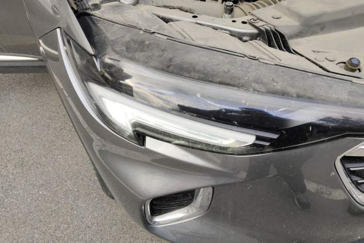Used Buick Envision 2020 Onix S 652T Two-Wheel Drive Elite Model Right Front Headlight